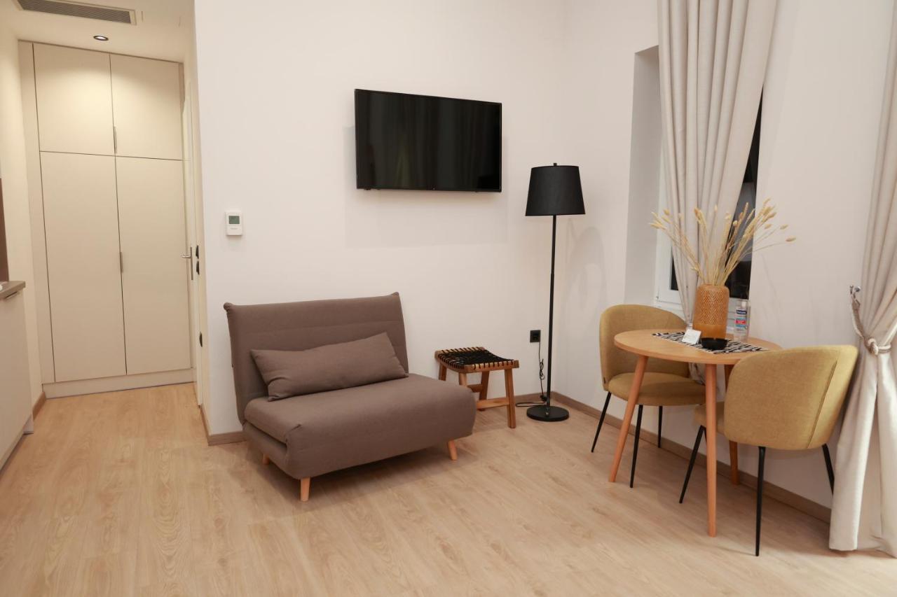 플로마리언 Platanos House 아파트 외부 사진